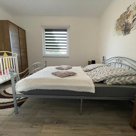 Fullhouse Apartmanhaz Zamárdi Eksteriør billede